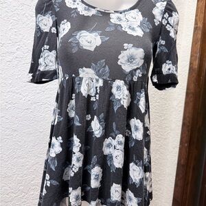 Floral Black and White Women's Top